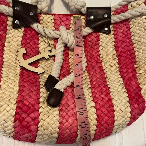 Red straw Cornhusk tote bag nautical stripes rope handles wood anchor - Picture 5 of 12